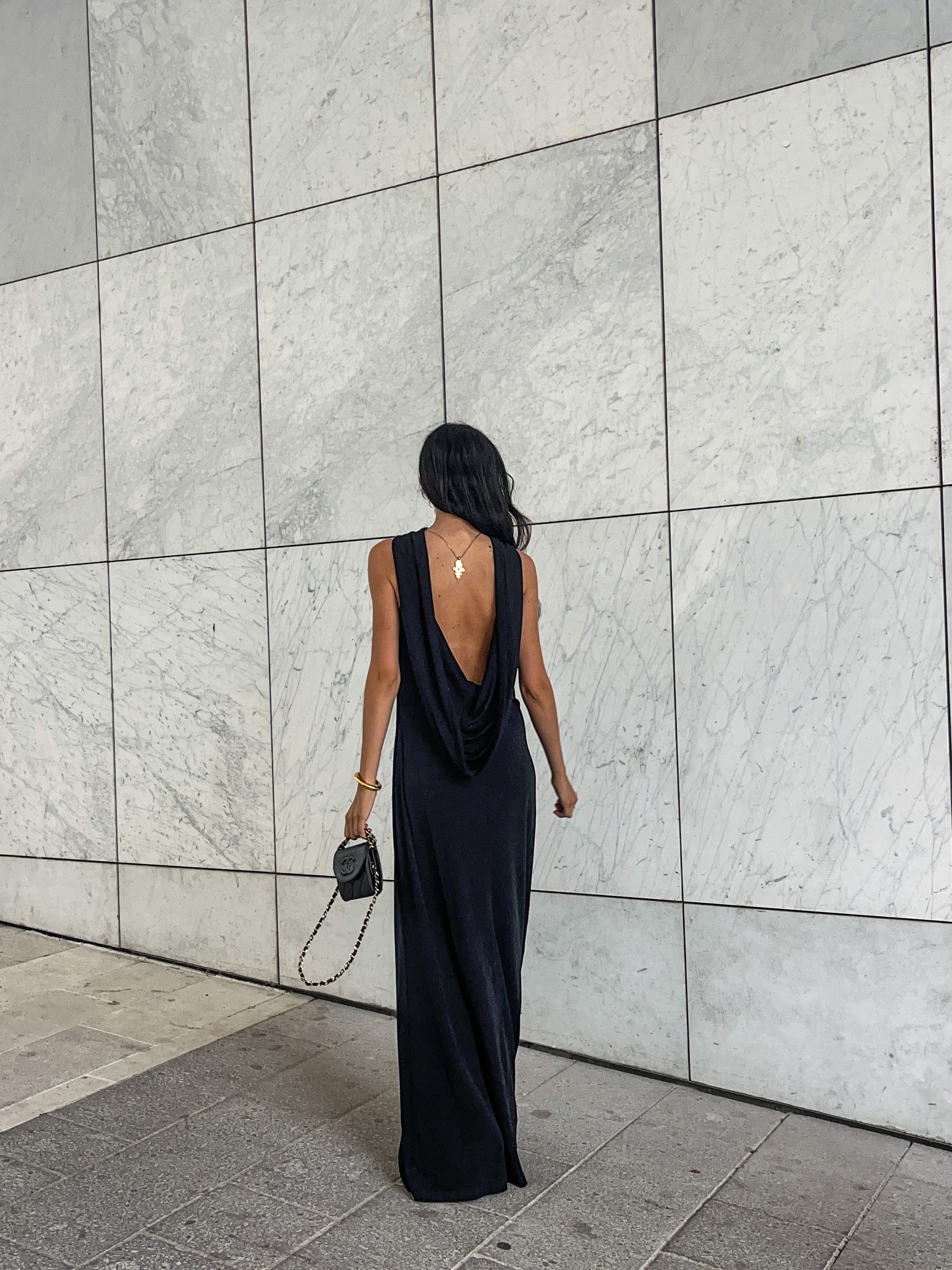Backless black dress 🖤