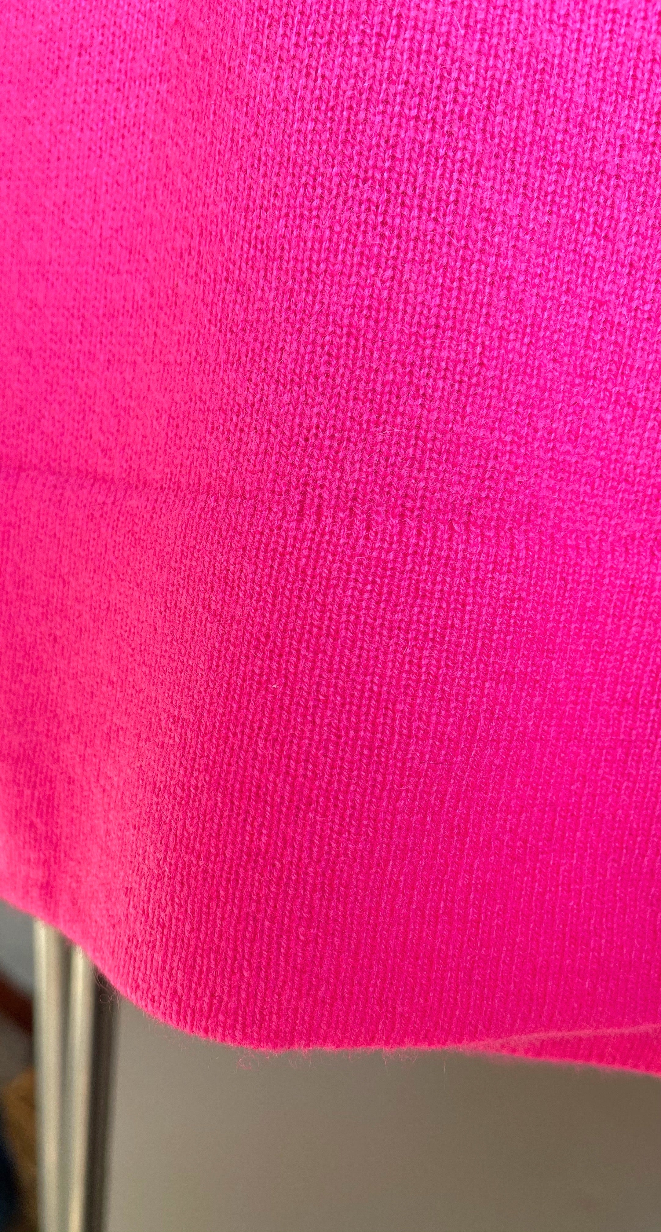 100% cashmere bright fucsia jumper