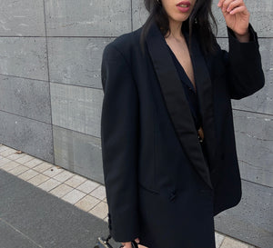 Oversize black blazer